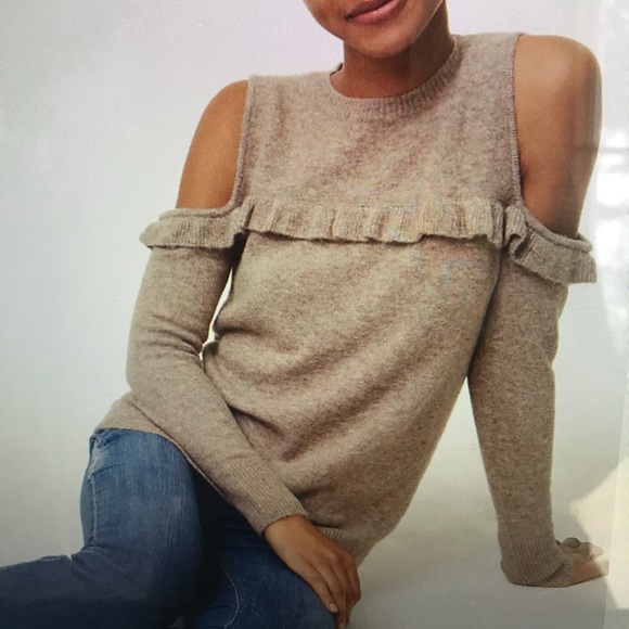 LOFT Sweaters - NWT LOFT Sweater Large
